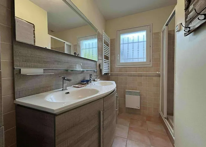 Maison Calme Proche Avec Jardin à Saint-georges-d'oléron - Fr-1-246a-302 * Saint-Georges-d'Oleron